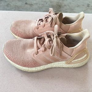 Adidas Ultraboost Sneakers SZ 7.5